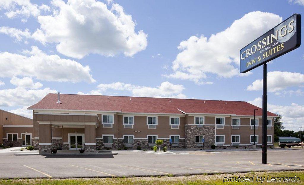 American Inn & Suites Parkers Prairie ภายนอก รูปภาพ