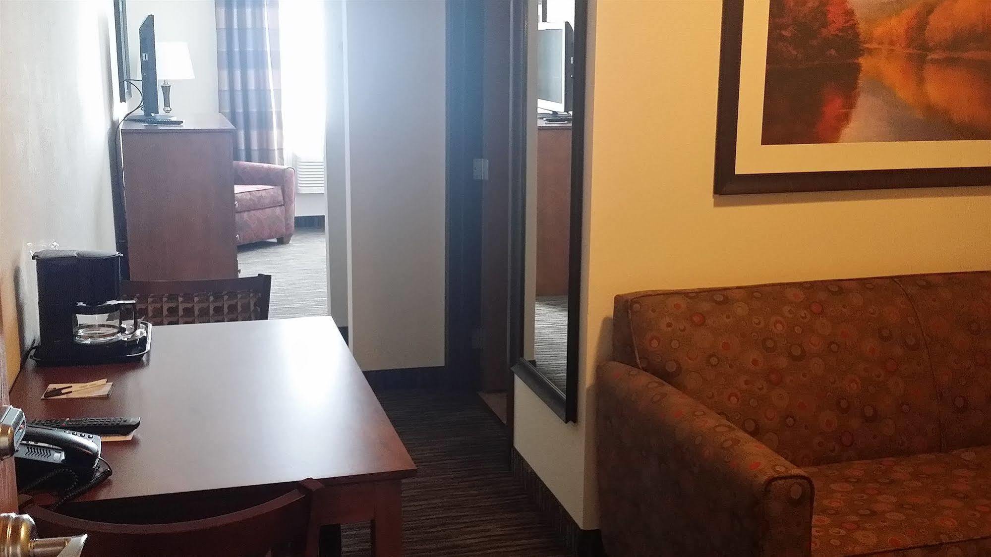 American Inn & Suites Parkers Prairie ภายนอก รูปภาพ